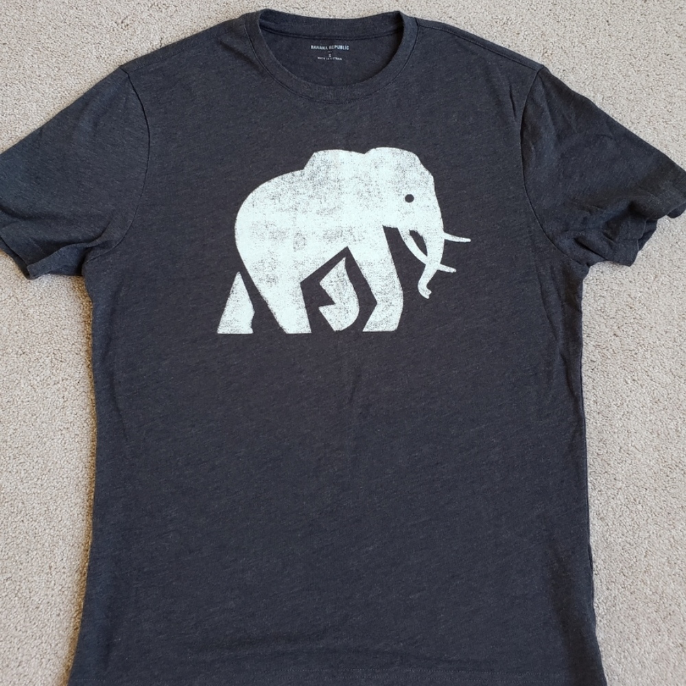 Banana Republic Graphic Tee